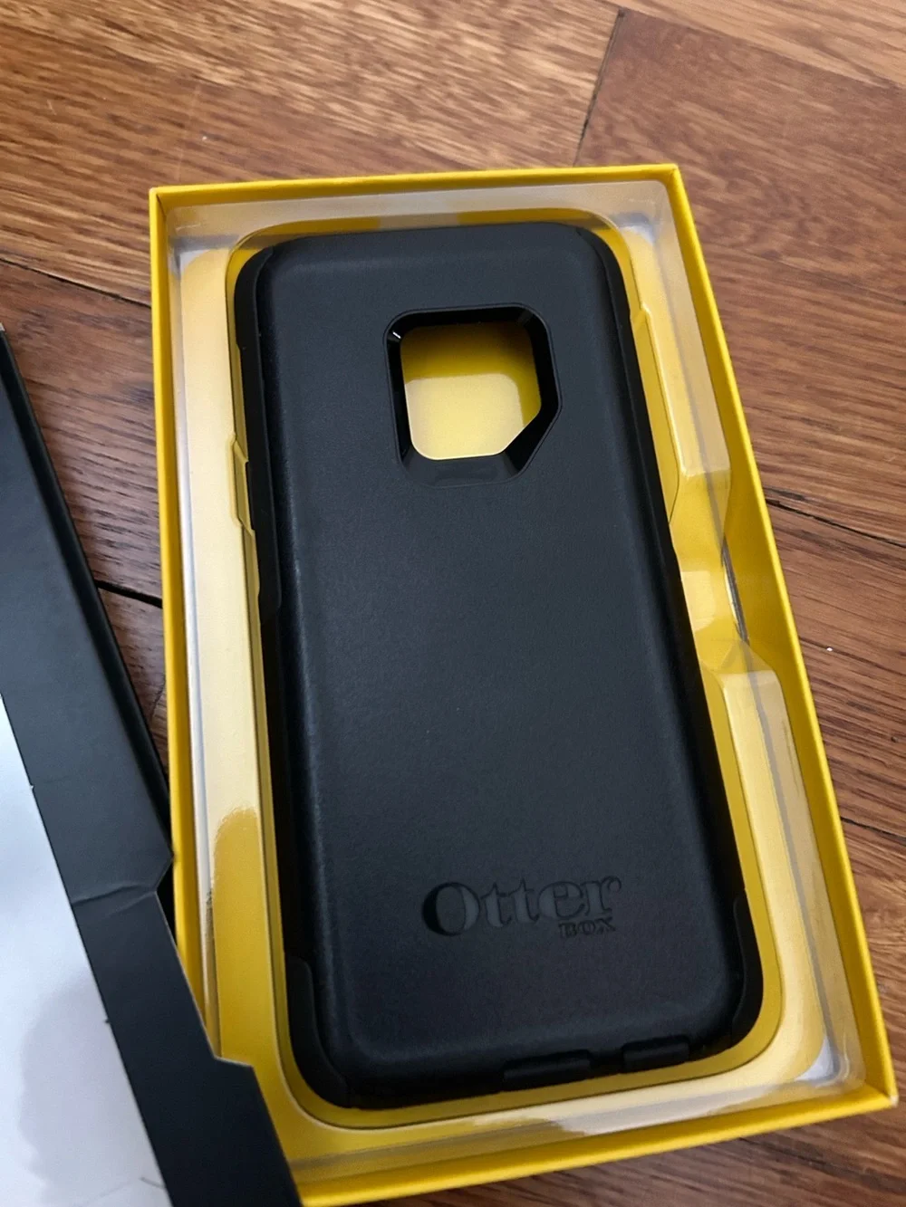 OtterBox Commuter Series Black Case for Samsung Galaxy S9